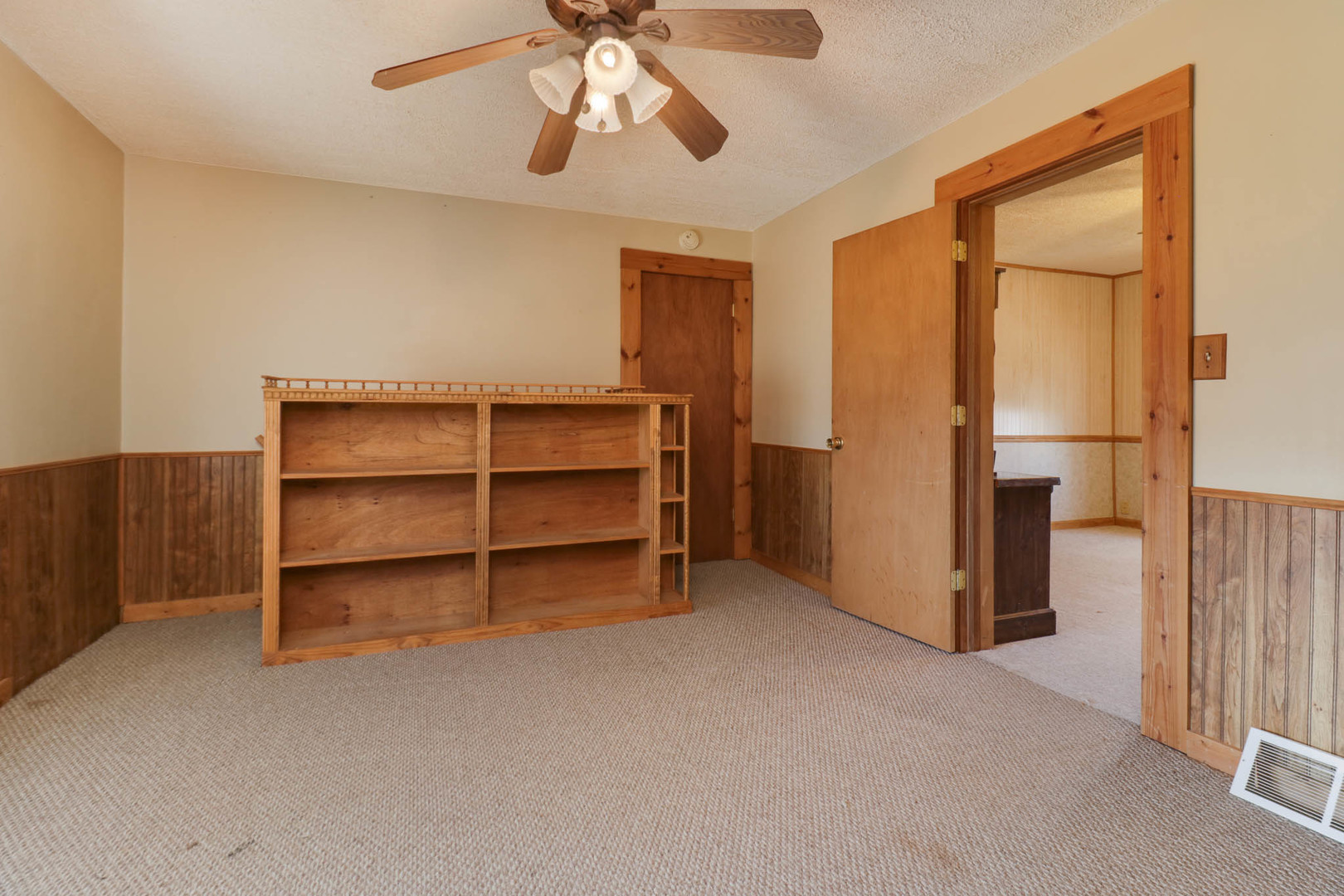 32892 Mcclure Road, Colfax, IL 61728