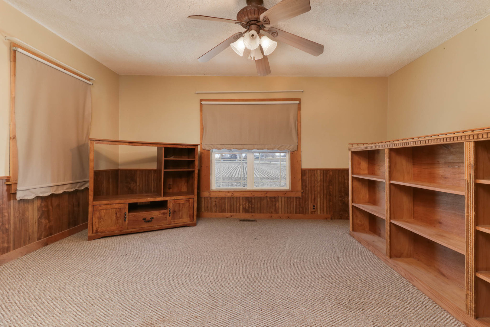 32892 Mcclure Road, Colfax, IL 61728