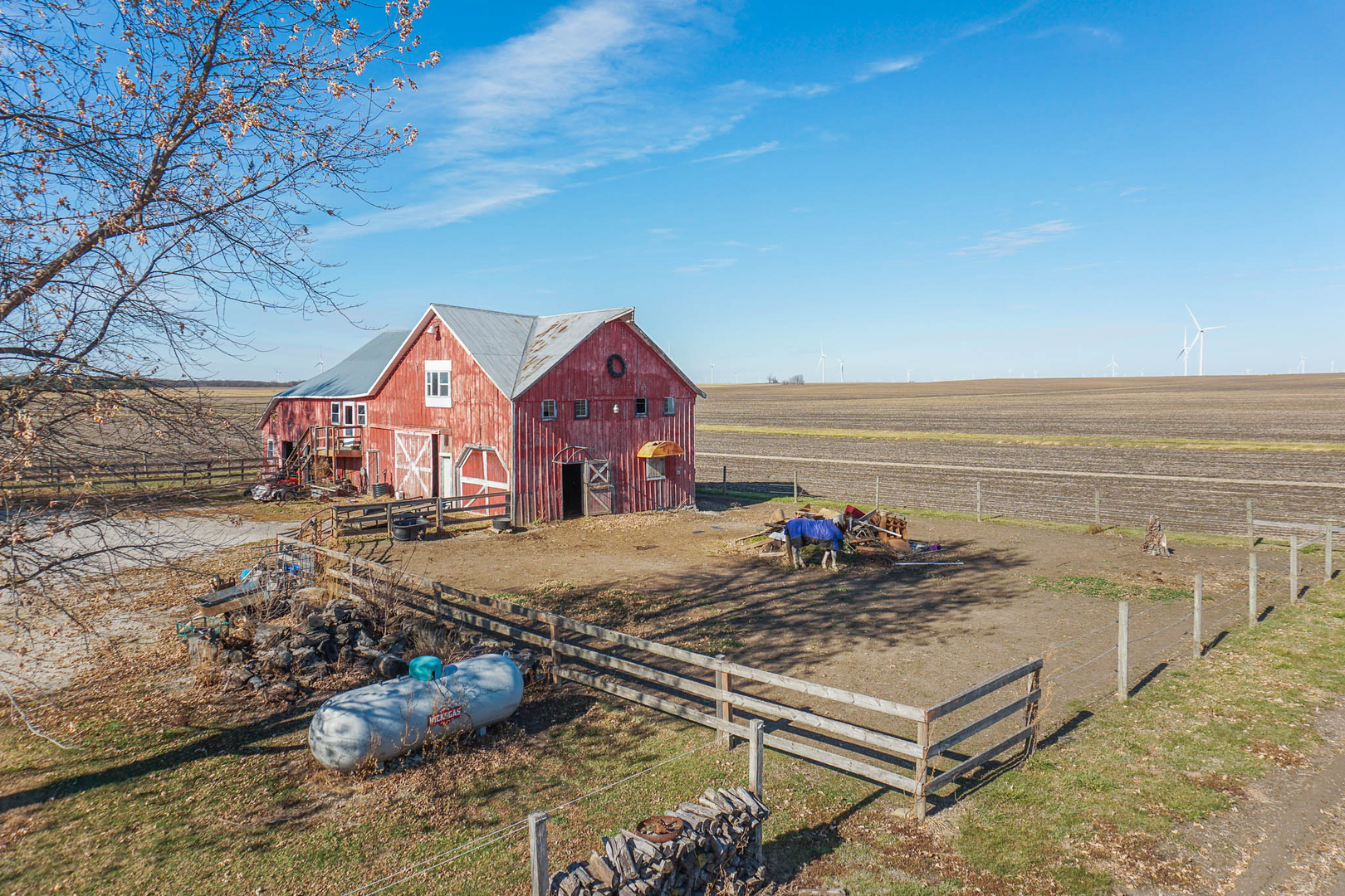 32892 Mcclure Road, Colfax, IL 61728