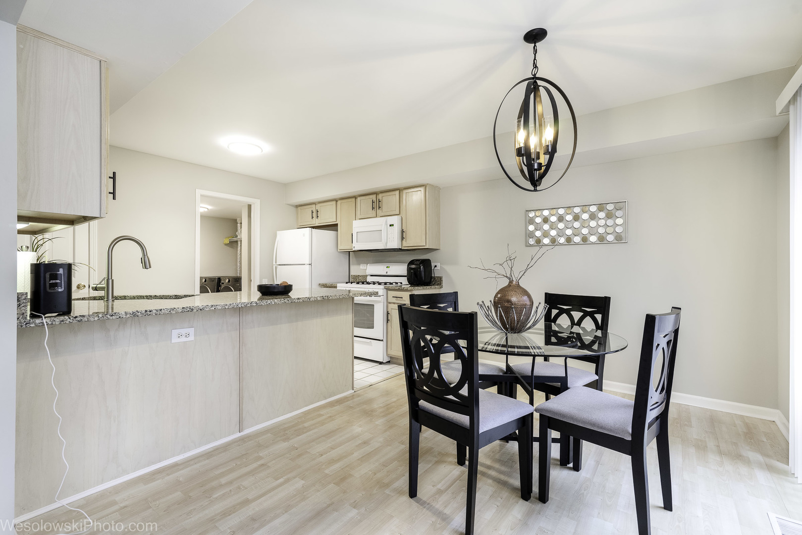 434 Locksley Drive, Streamwood, IL 60107