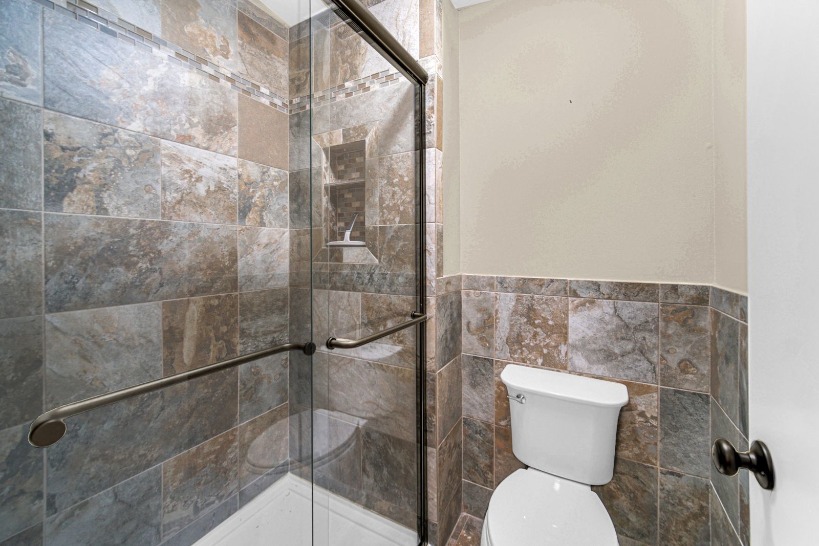 7427 Mccurry Road, Roscoe, IL 61073