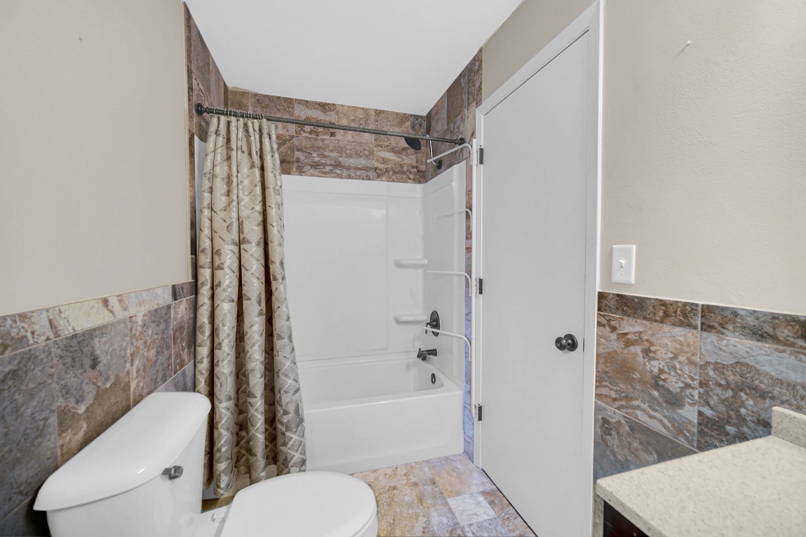 7427 Mccurry Road, Roscoe, IL 61073