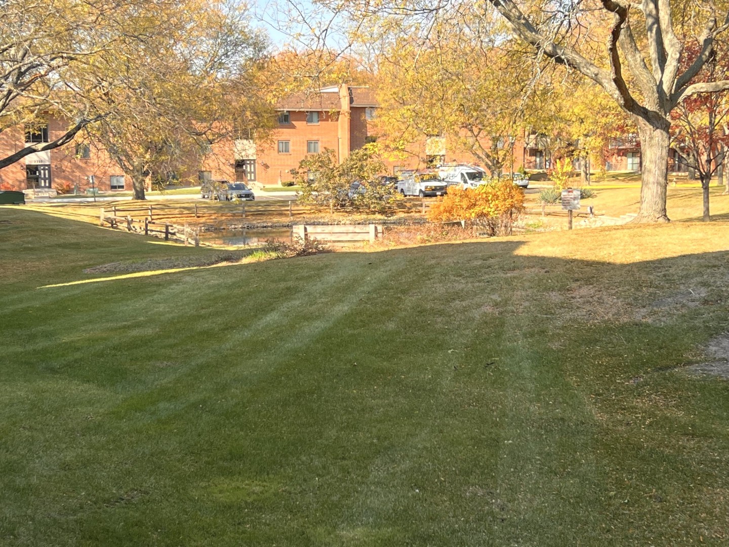 210 E Fountainview Lane #1A, Lombard, IL 60148