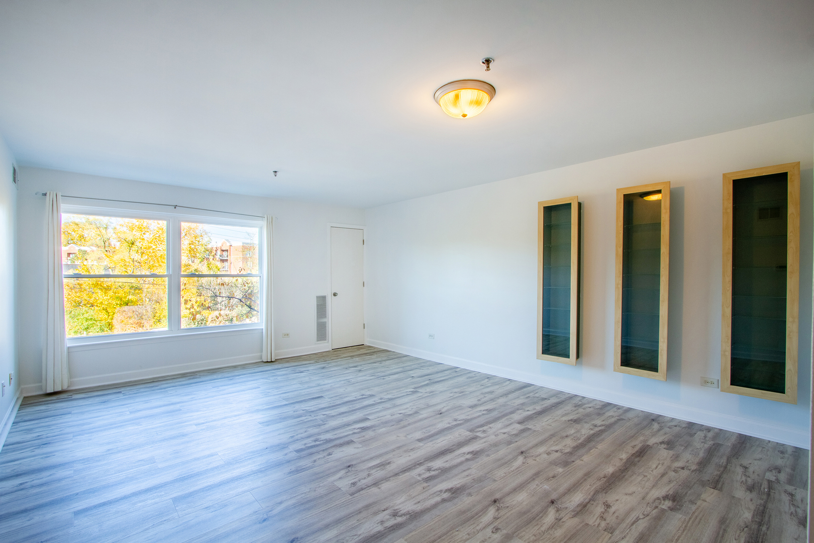 3265 Kirchoff Road #223, Rolling Meadows, IL 60008