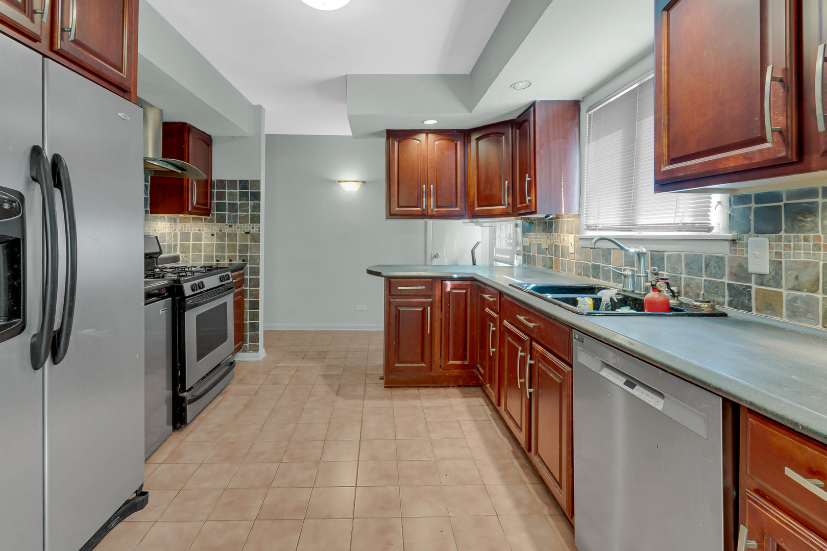 24237 S Thorn Creek Lane, Crete, IL 60417