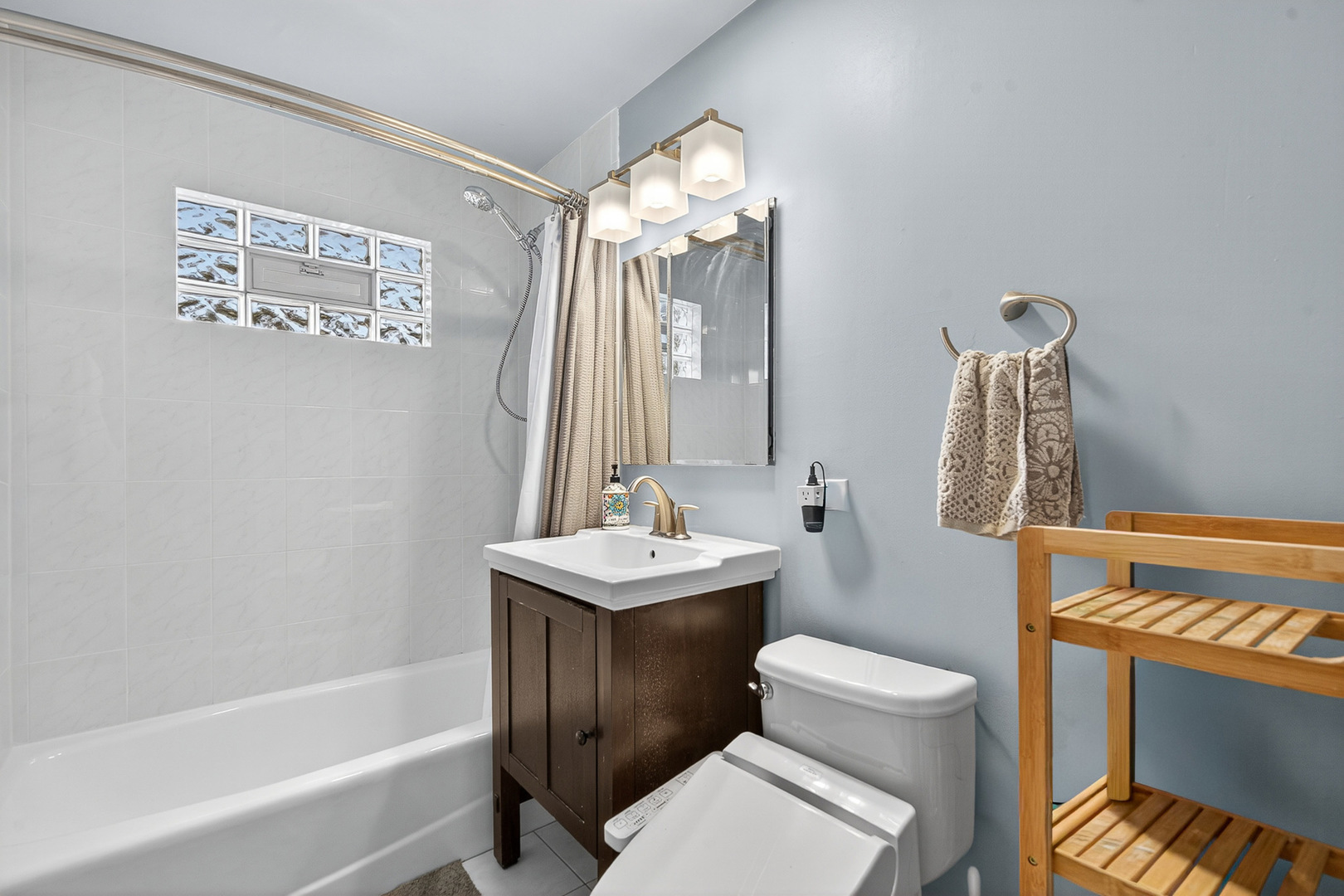 801 S Spring Road, Elmhurst, IL 60126