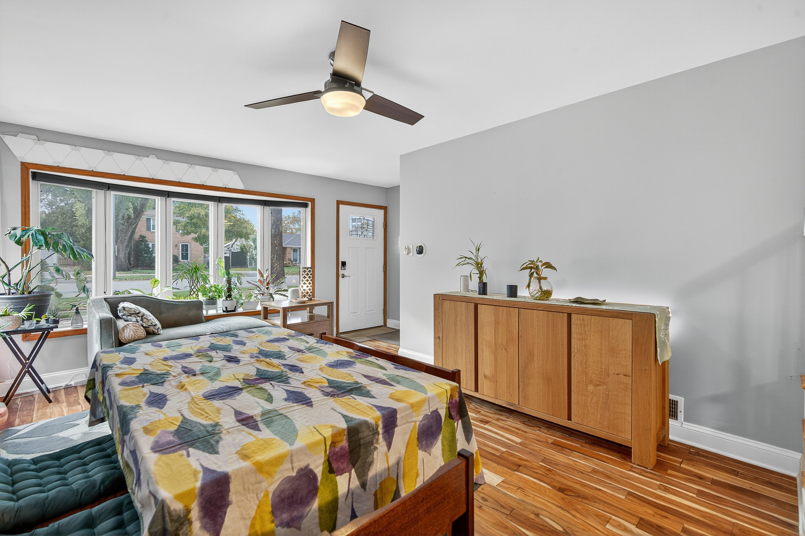 801 S Spring Road, Elmhurst, IL 60126