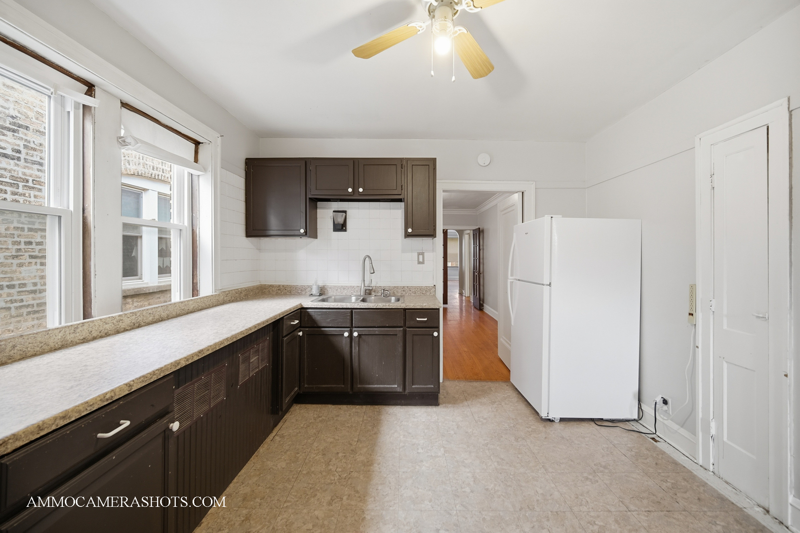 2045 W Farragut Avenue #3, Chicago, IL 60625
