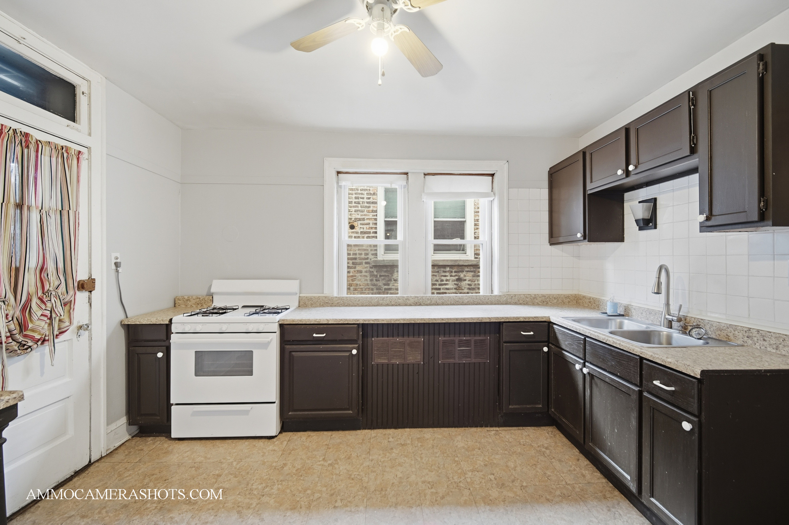 2045 W Farragut Avenue #3, Chicago, IL 60625