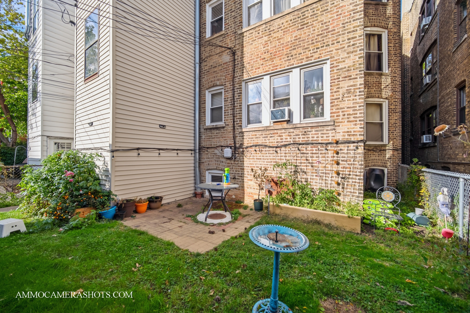 2045 W Farragut Avenue #3, Chicago, IL 60625