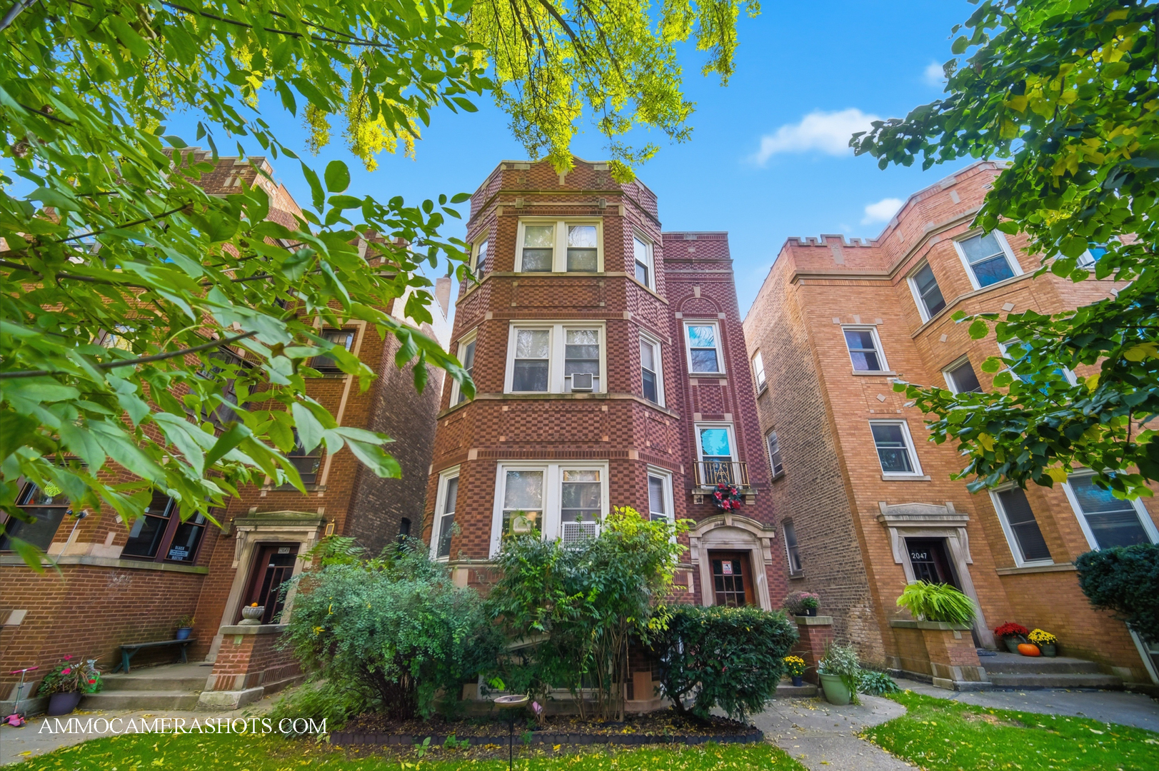 2045 W Farragut Avenue #3, Chicago, IL 60625