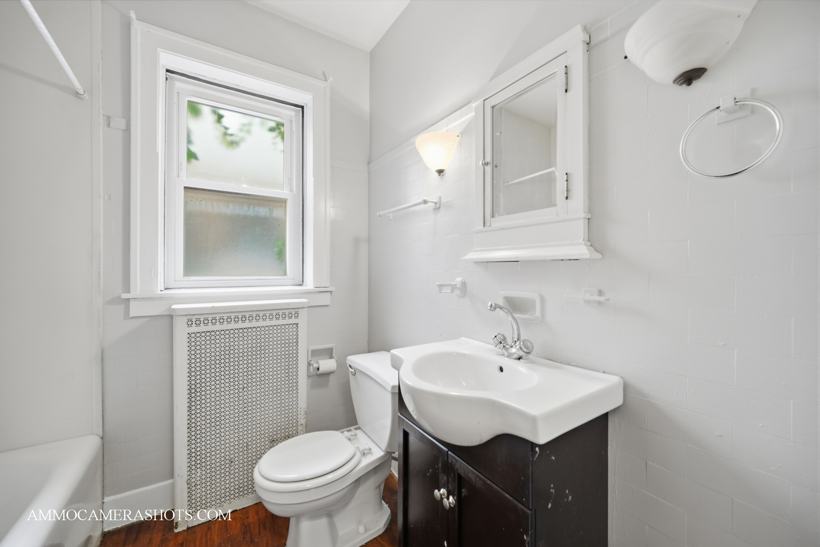 2045 W Farragut Avenue #3, Chicago, IL 60625