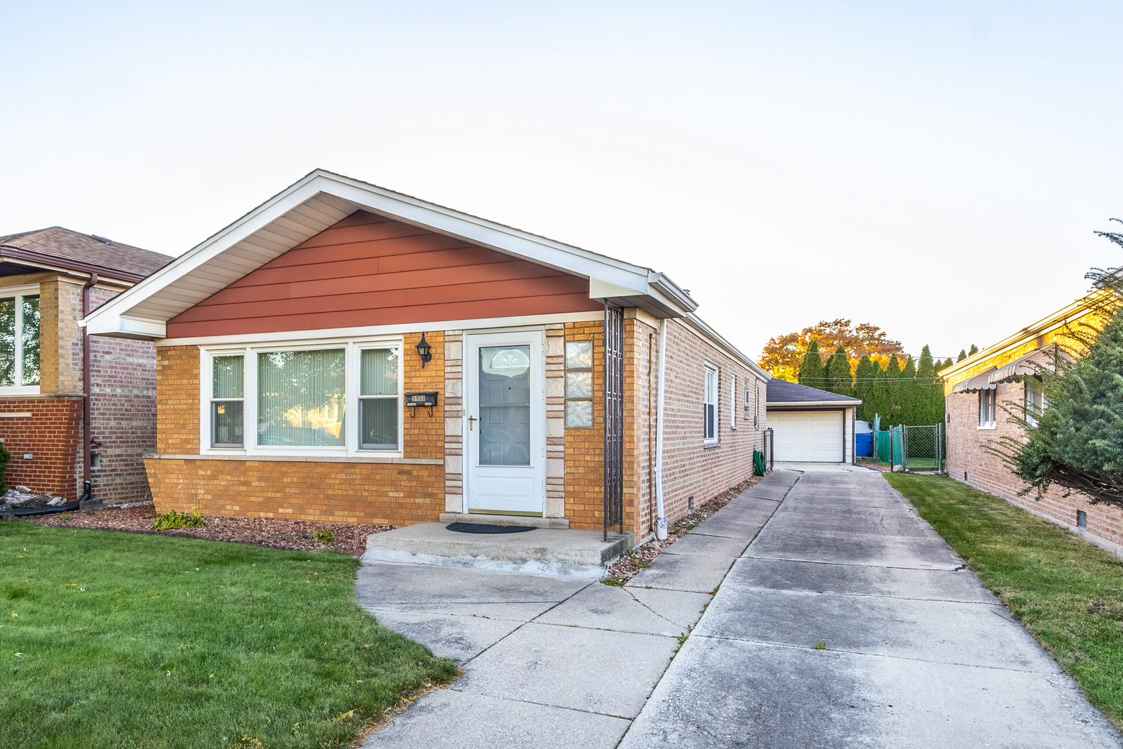 5950 S Natoma Avenue, Chicago, IL 60638