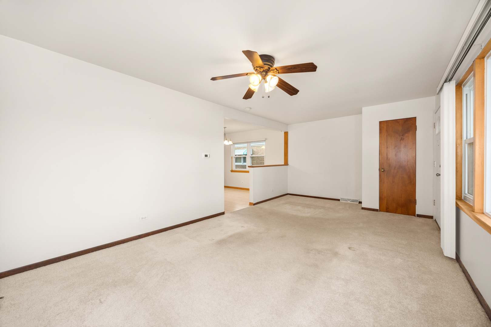 5950 S Natoma Avenue, Chicago, IL 60638