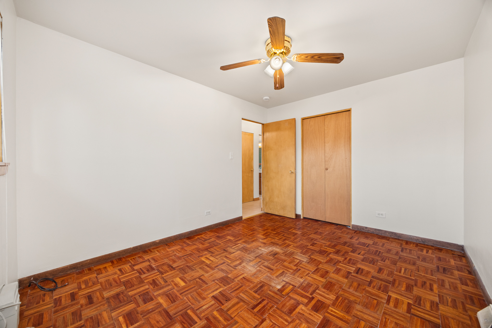 5950 S Natoma Avenue, Chicago, IL 60638