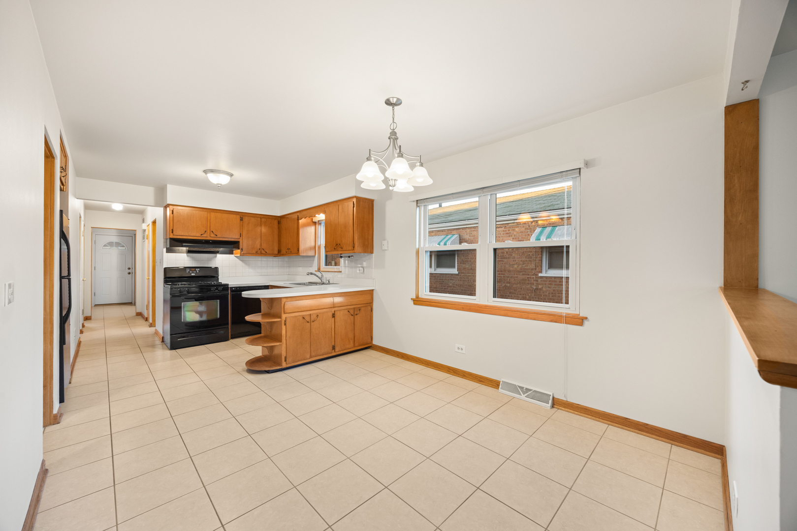 5950 S Natoma Avenue, Chicago, IL 60638