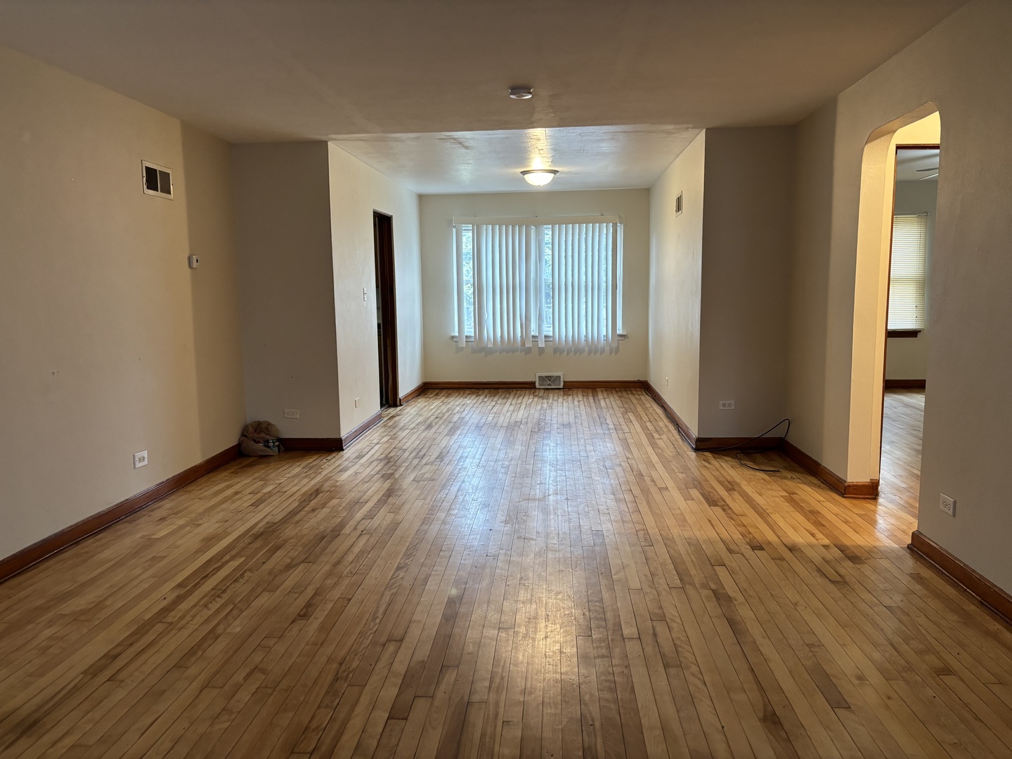 317 N Jackson Street, Waukegan, IL 60085