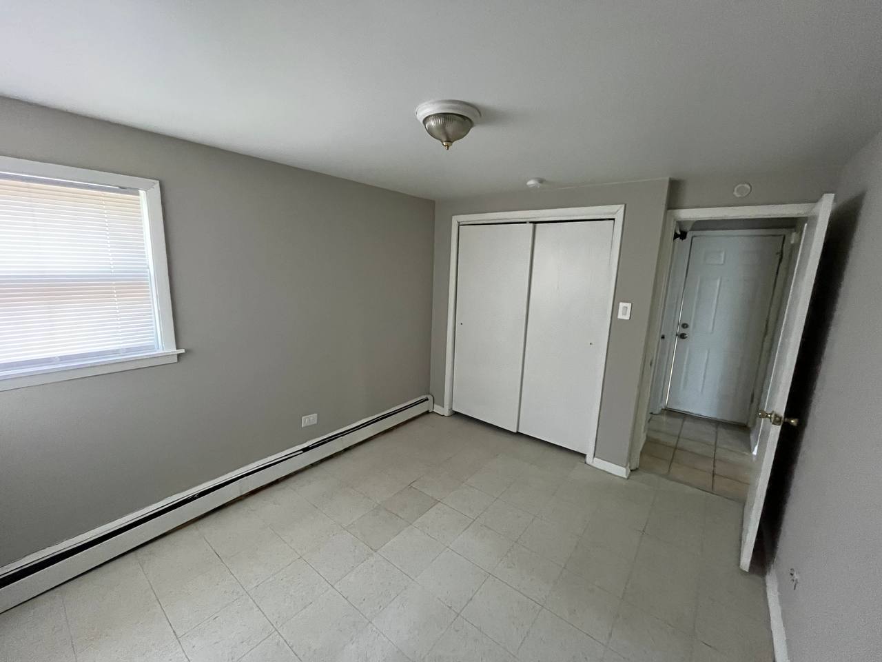 13940 S Edbrooke Avenue #2W, Riverdale, IL 60827