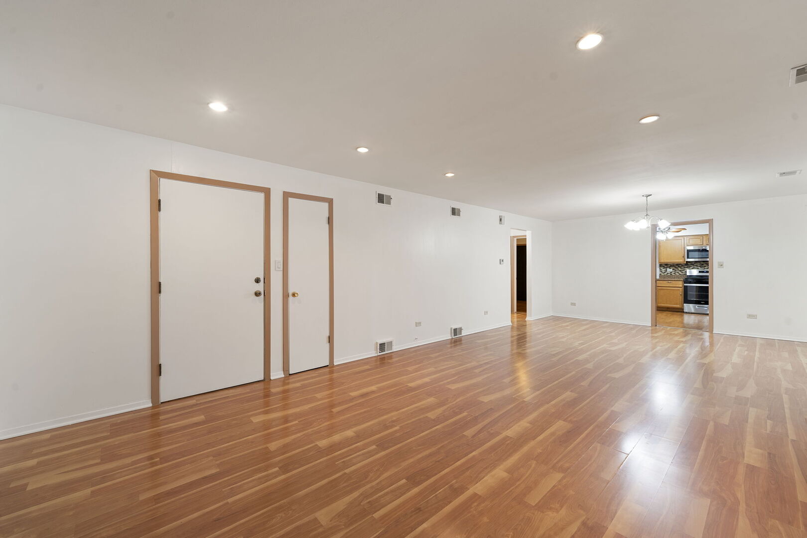 1941 N 19th Avenue #2, Melrose Park, IL 60160