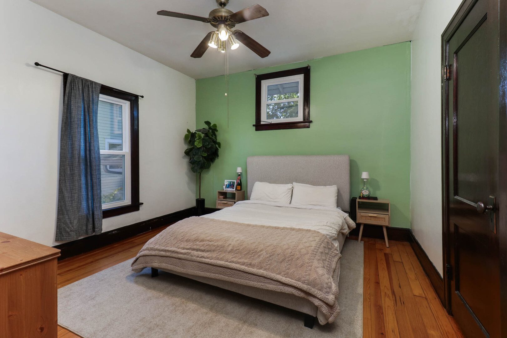 601 E Grove Street, Bloomington, IL 61701