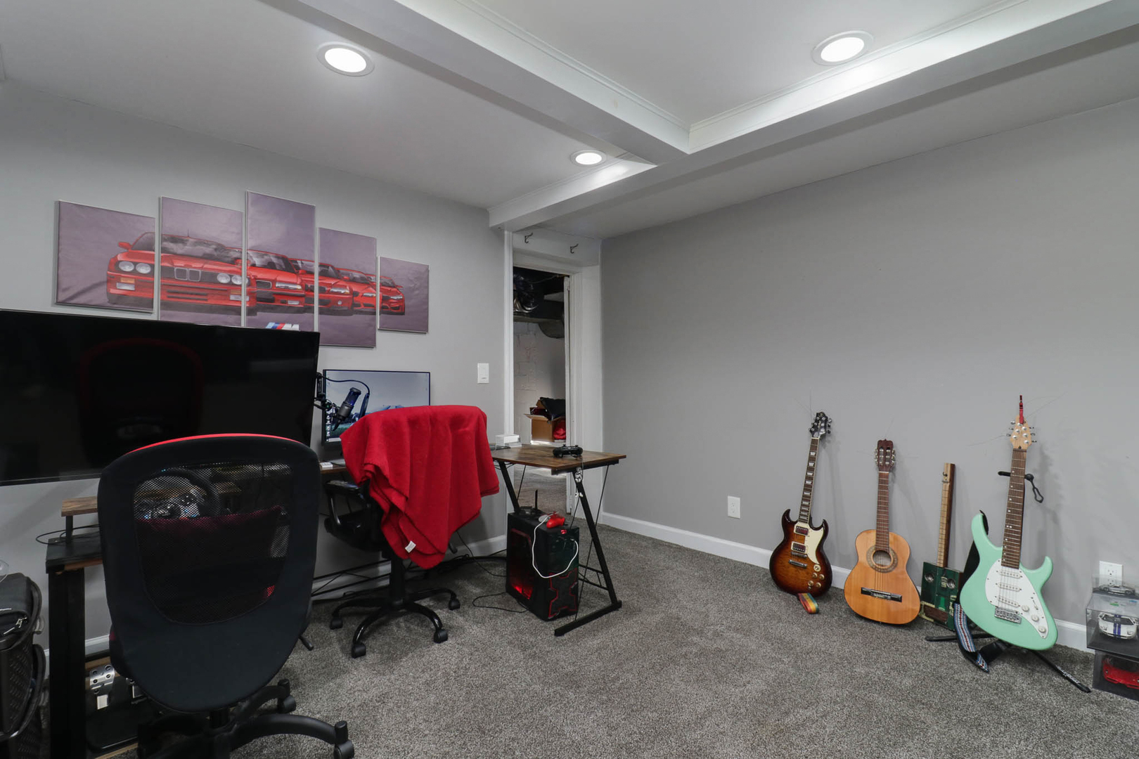 601 E Grove Street, Bloomington, IL 61701