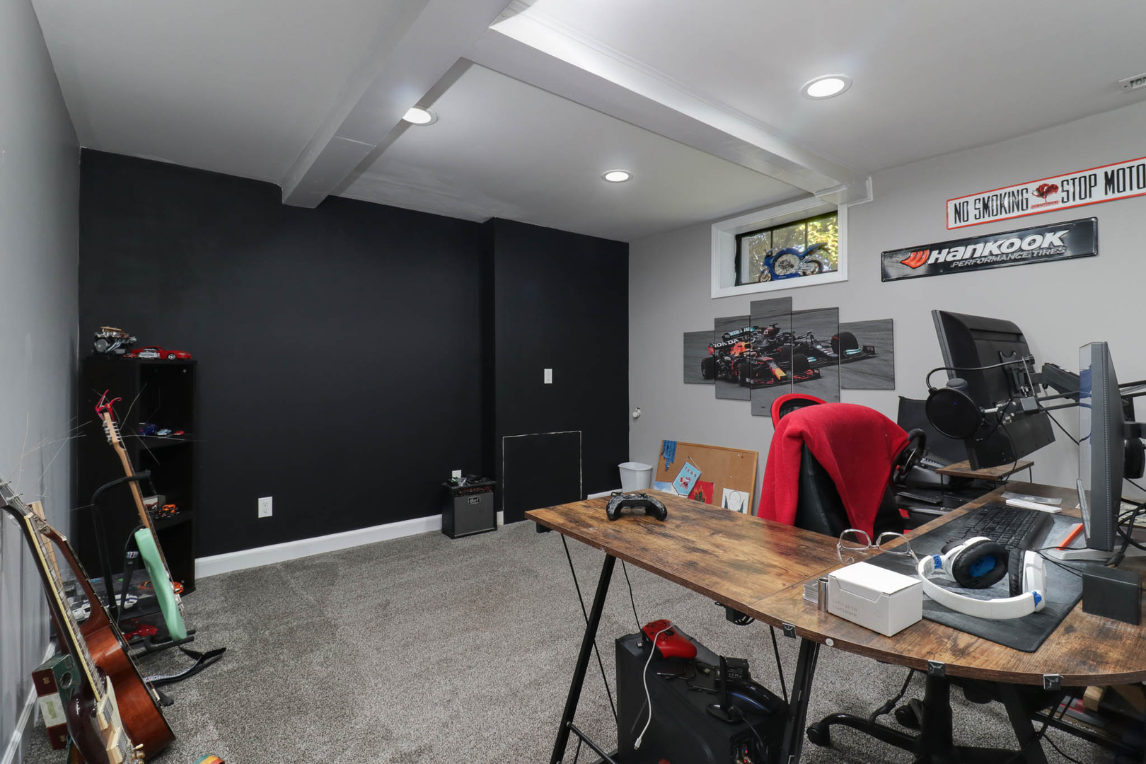 601 E Grove Street, Bloomington, IL 61701