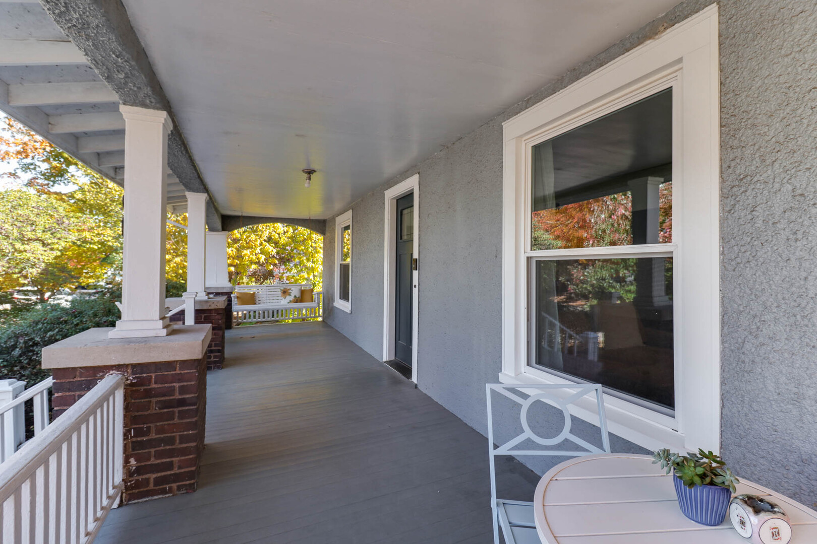 601 E Grove Street, Bloomington, IL 61701