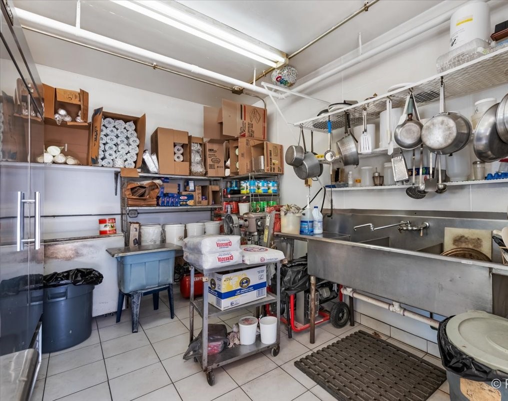 216 E North Avenue, Northlake, IL 60164