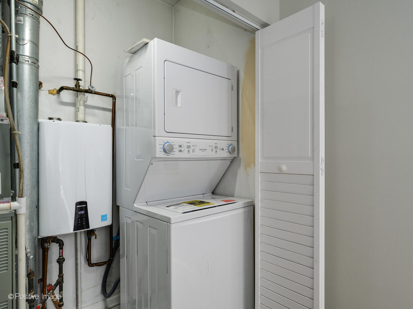 3033 N Racine Avenue #2, Chicago, IL 60657