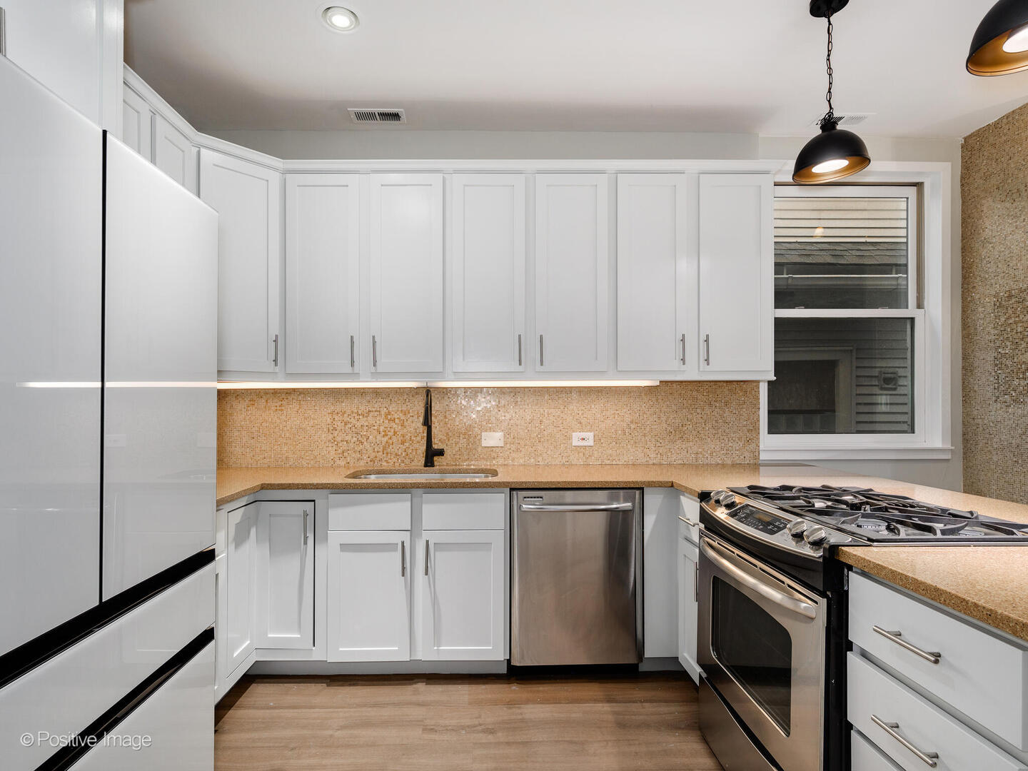 3033 N Racine Avenue #2, Chicago, IL 60657