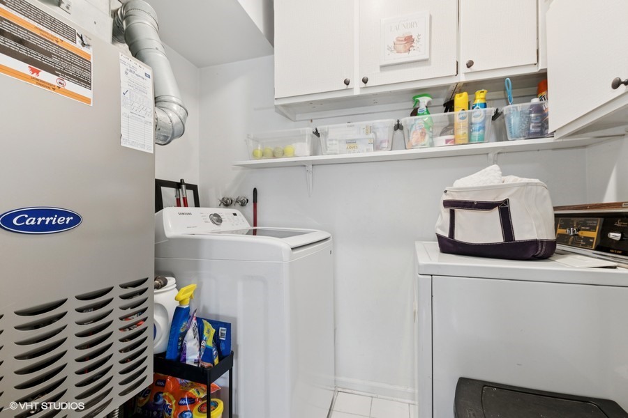 128 Carriage Way Drive #217B, Burr Ridge, IL 60527