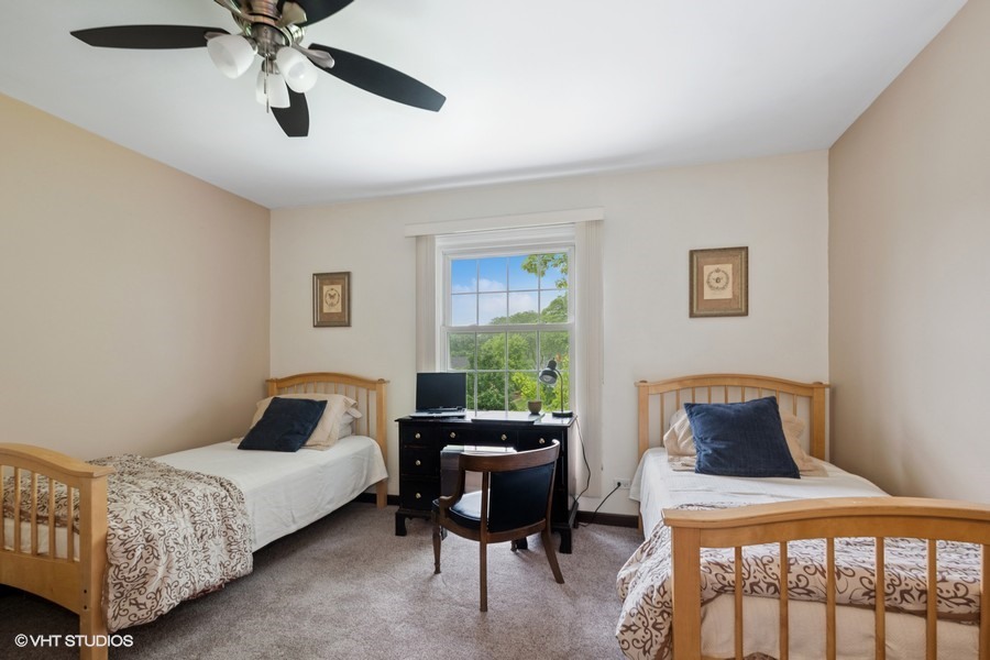 128 Carriage Way Drive #217B, Burr Ridge, IL 60527