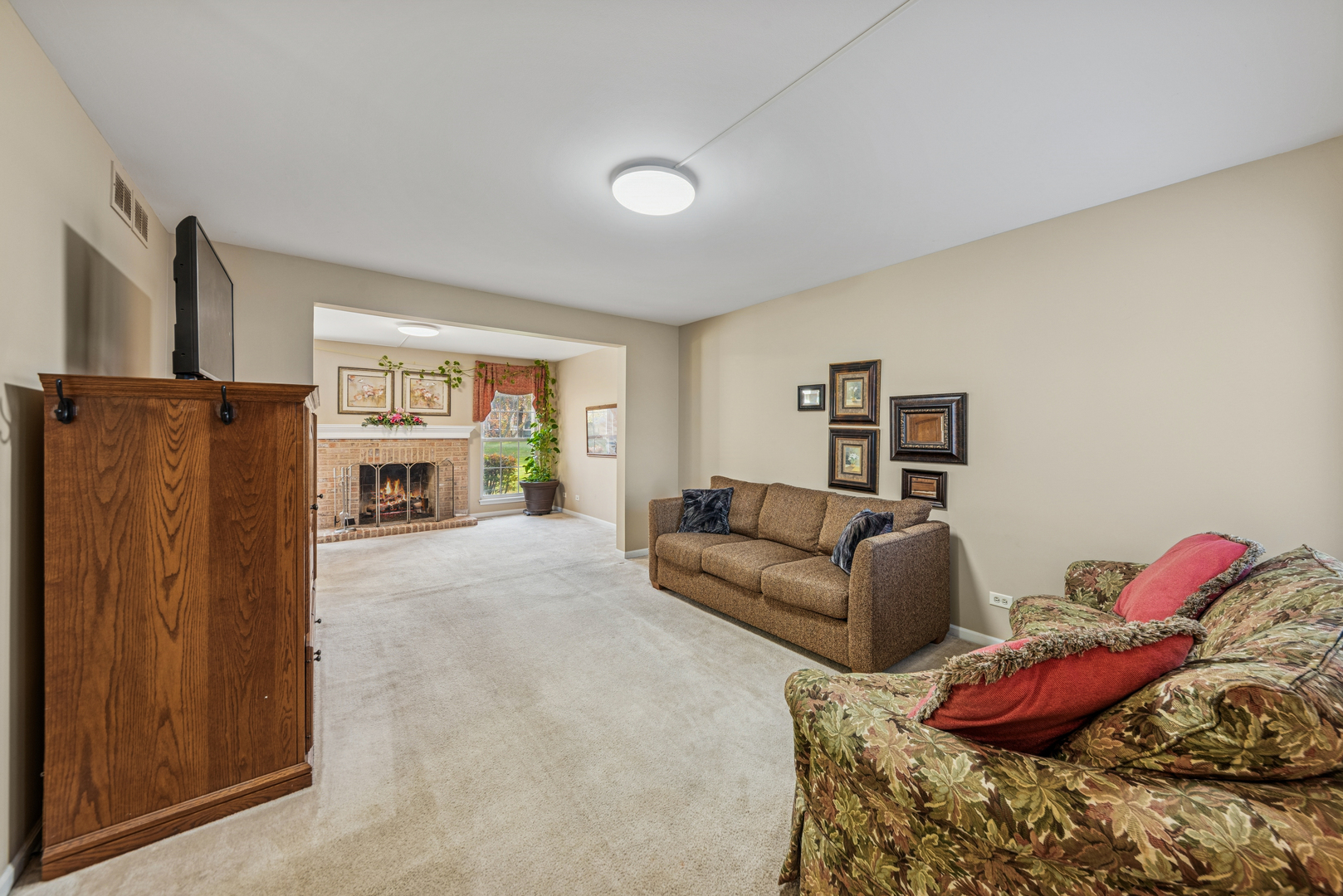 36119 N New Bridge Court, Gurnee, IL 60031