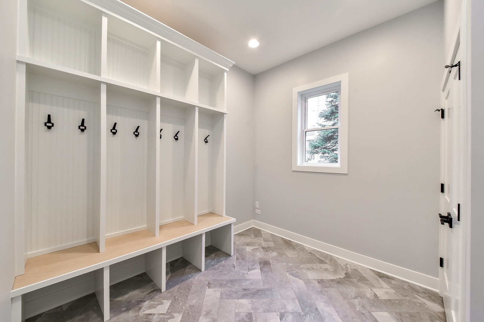 28W185 Geneva Road, West Chicago, IL 60185