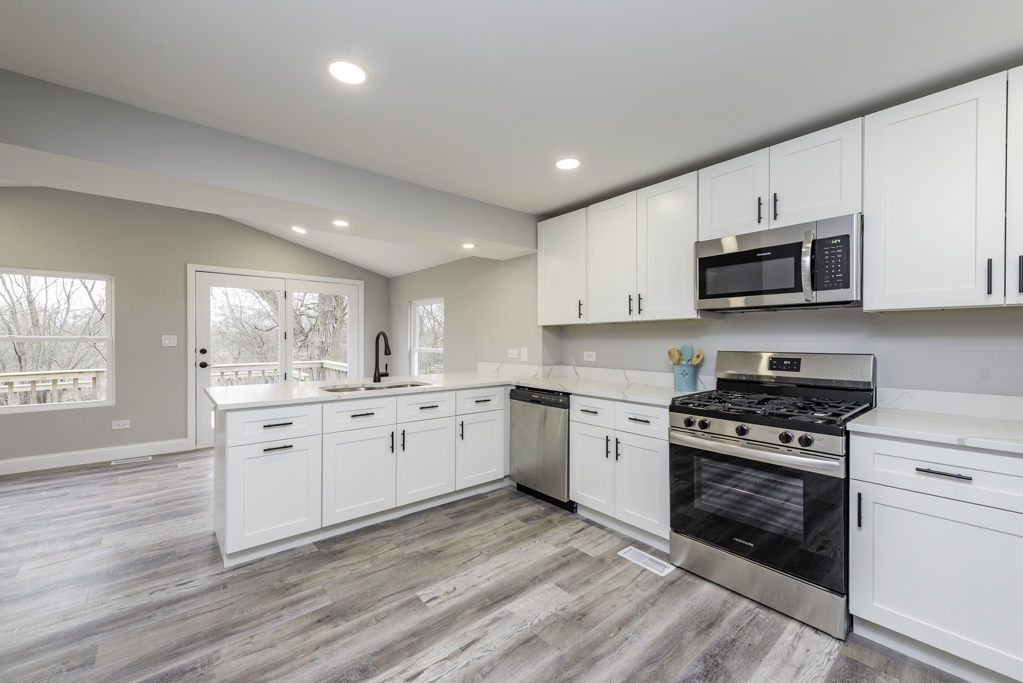 24199 W Beach Grove Road, Antioch, IL 60002