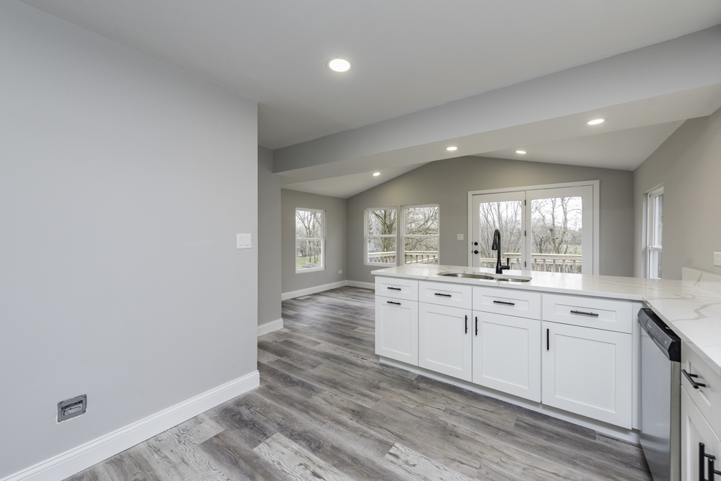 24199 W Beach Grove Road, Antioch, IL 60002