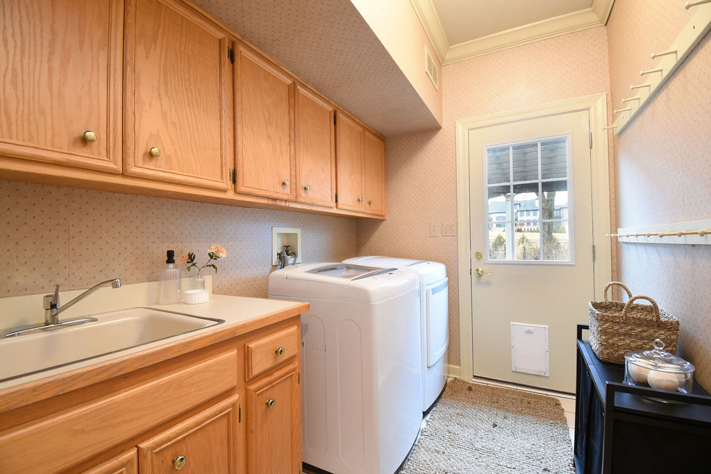 3 Bridle Court, Burr Ridge, IL 60527