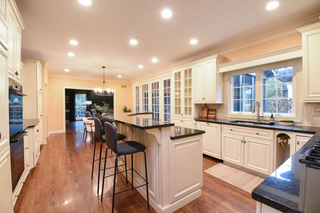 3 Bridle Court, Burr Ridge, IL 60527