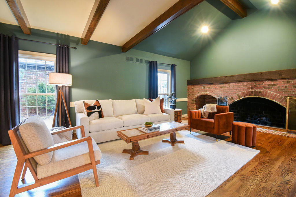 3 Bridle Court, Burr Ridge, IL 60527