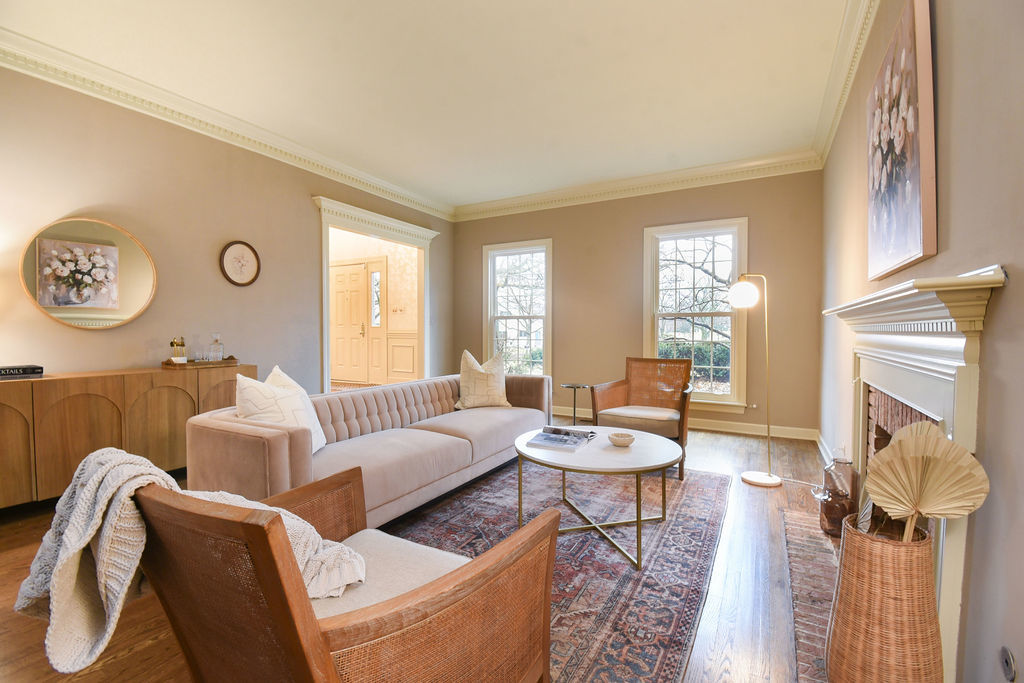 3 Bridle Court, Burr Ridge, IL 60527