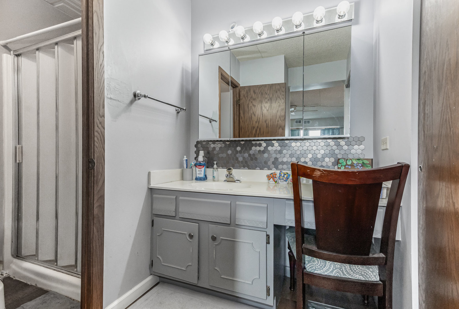 1420 Woodbridge Road #1E, Joliet, IL 60436