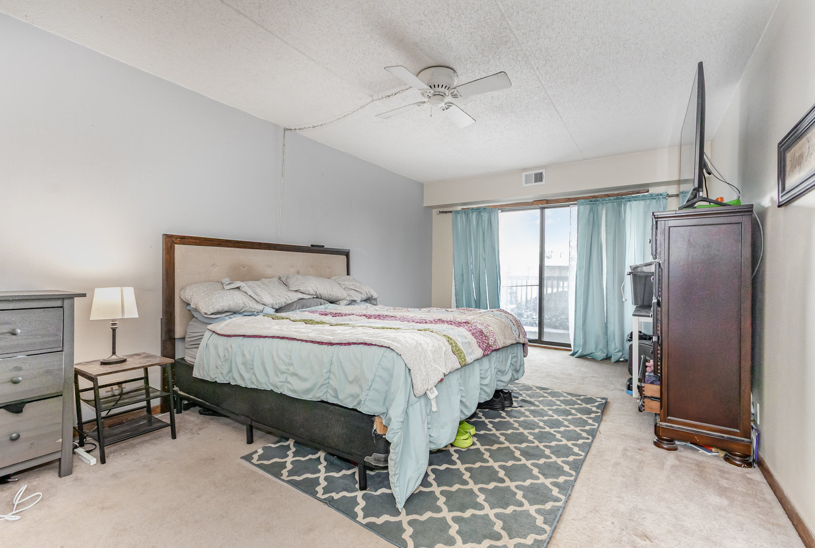 1420 Woodbridge Road #1E, Joliet, IL 60436