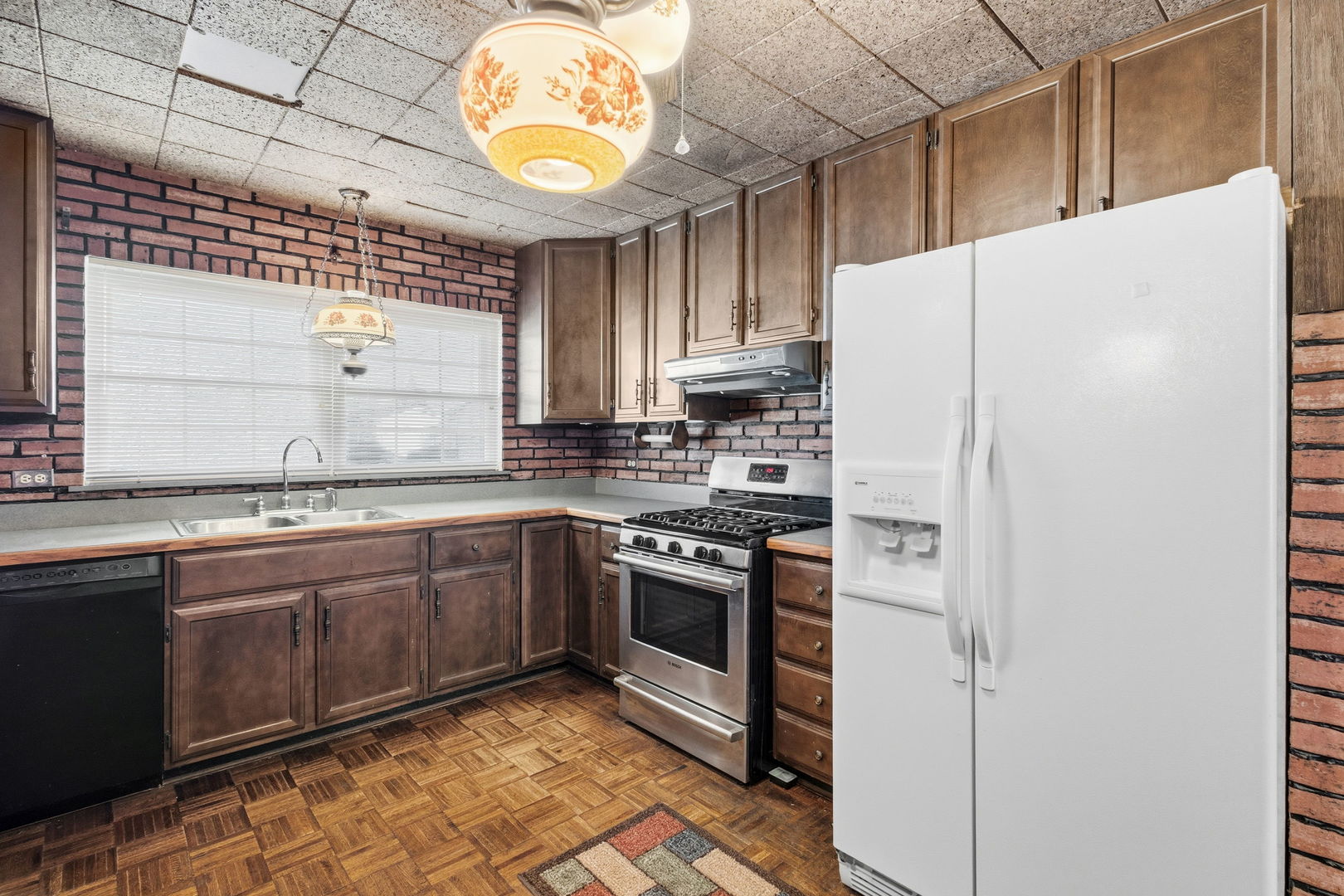 18208 Fountainbleau Drive, Hazel Crest, IL 60429