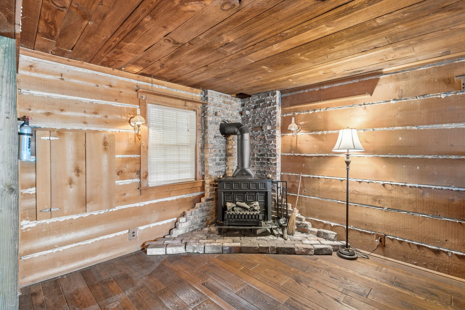 18208 Fountainbleau Drive, Hazel Crest, IL 60429