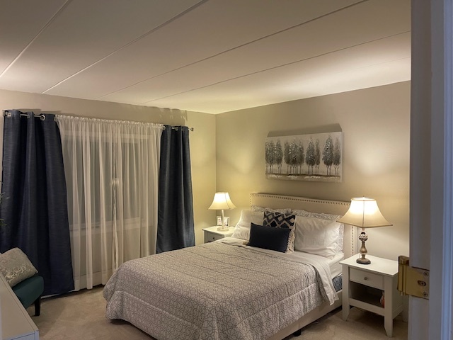 158 E Bailey Road #F, Naperville, IL 60565