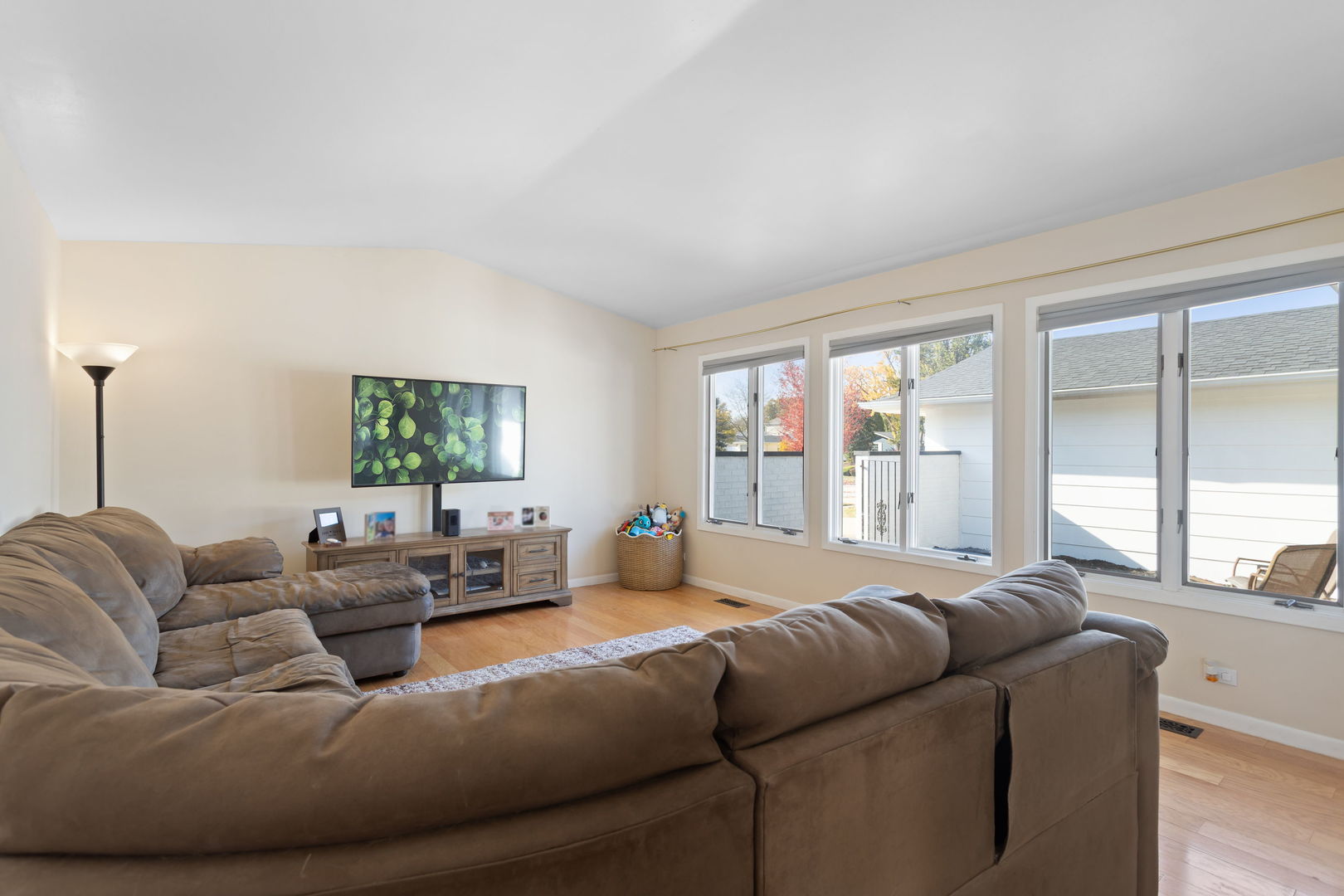 1031 Conrad Court, Elk Grove Village, IL 60007