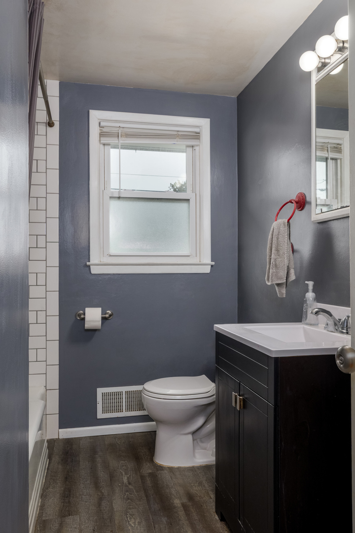 5601 44th Avenue, Kenosha, WI 53144