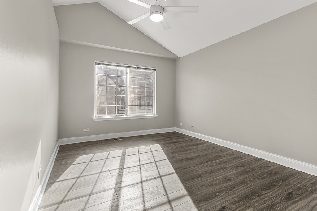 161 Lucerne Court, Wheeling, IL 60090