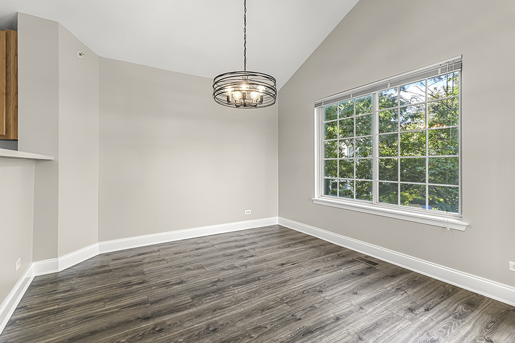 161 Lucerne Court, Wheeling, IL 60090