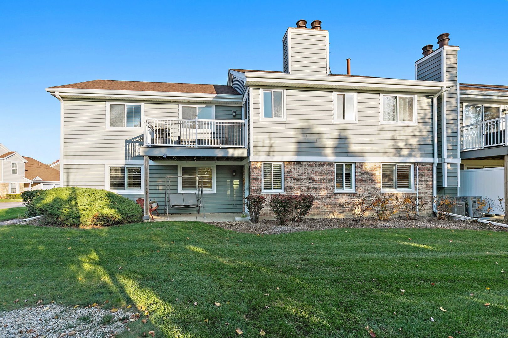 601 Eastview Court #Z1, Schaumburg, IL 60194